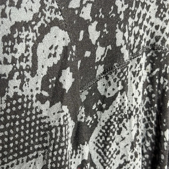 LANE BRYANT Reptile Animal Print Boho Open Waterfall Plus Size Cardigan - Picture 5 of 10